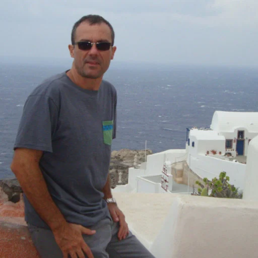 Prof. Marcelo Bernardes